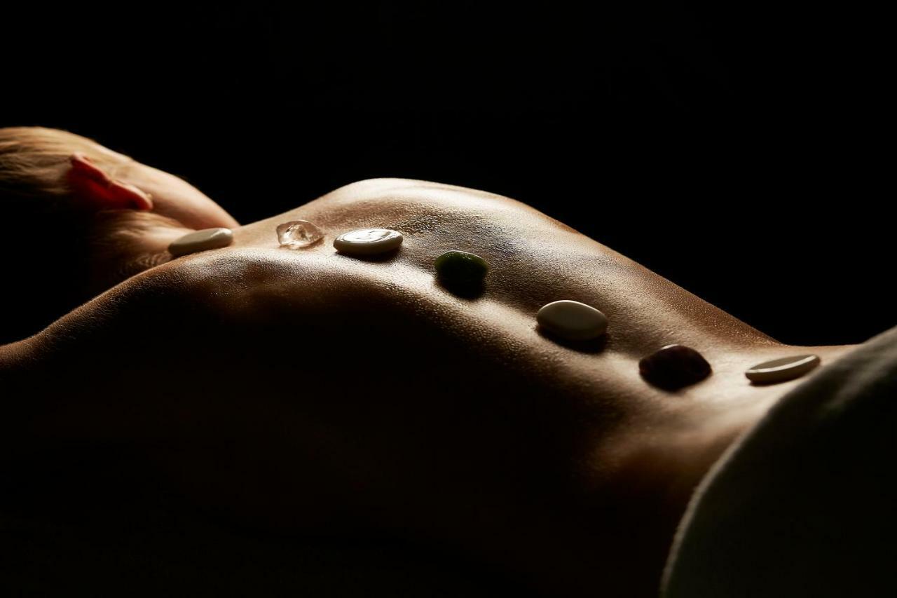 Hotel Pacai, Vilnius, A Member Of Design Hotels Exterior foto Hot stone massage