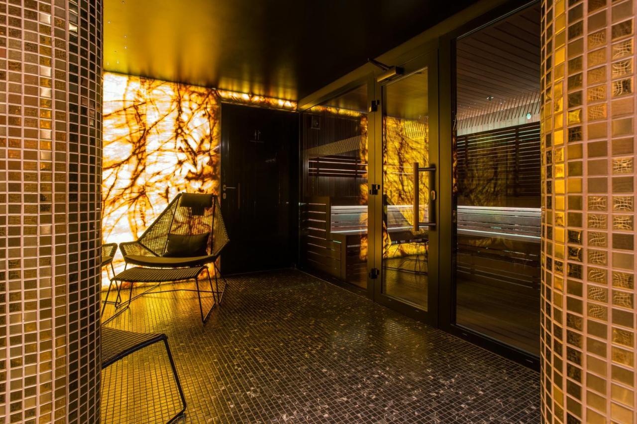 Hotel Pacai, Vilnius, A Member Of Design Hotels Exterior foto The interior of the nightclub